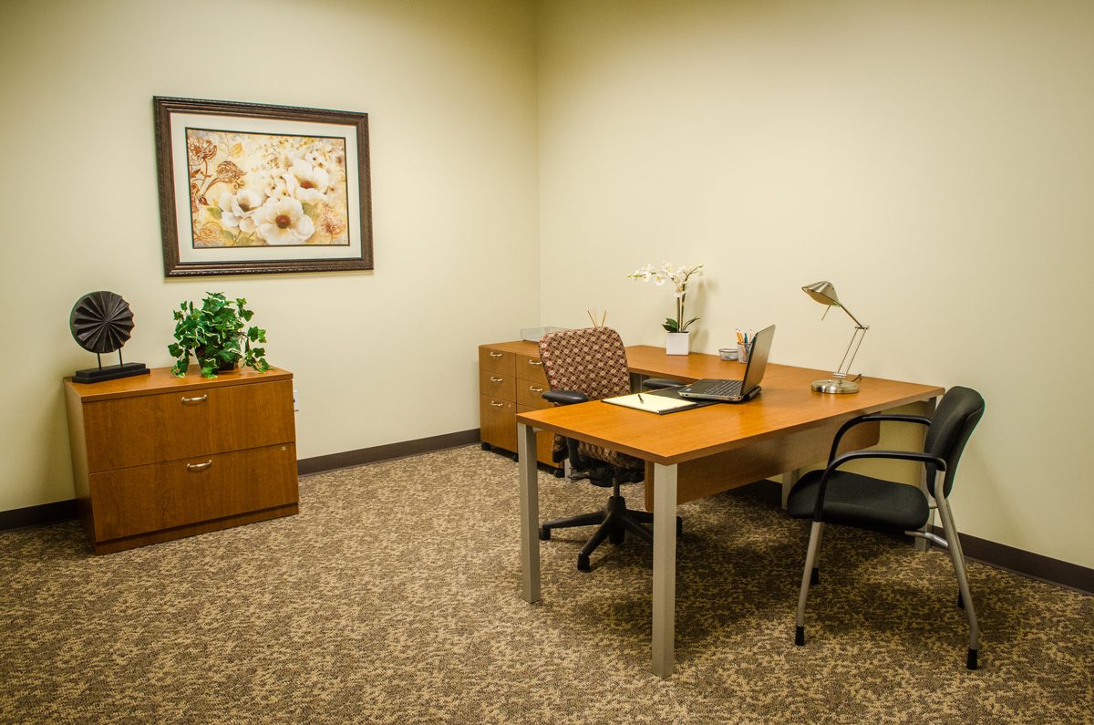 Serious Accounting Mistakes that May put Your Furnished Office at Risk